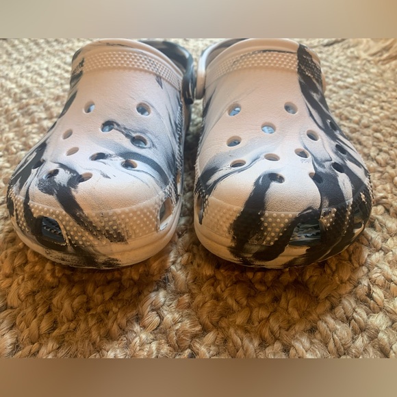 Black & White Marbled Crocs - Picture 9 of 10